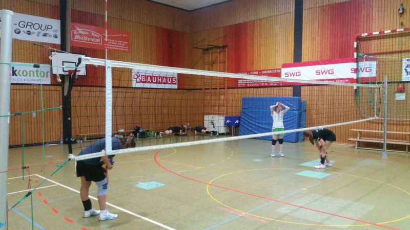 Damen1-aufwärmen