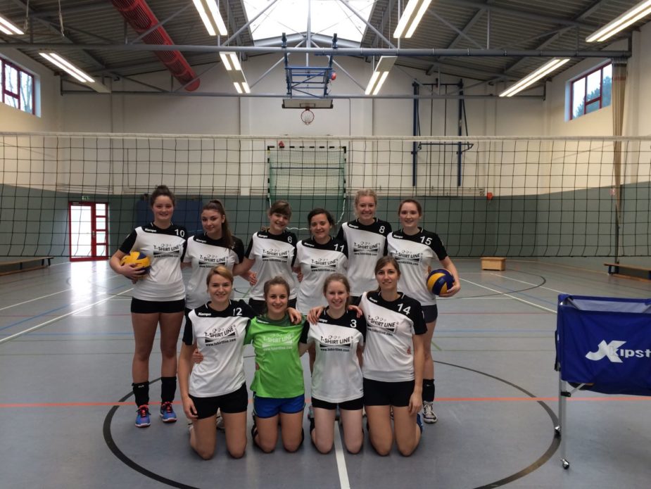 heimspieltag-damen2-mannschaftsbild-jpg